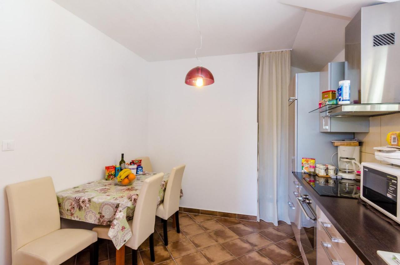 Ana Apartment 챠브타트 외부 사진