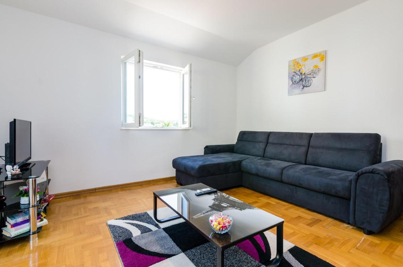 Ana Apartment 챠브타트 외부 사진