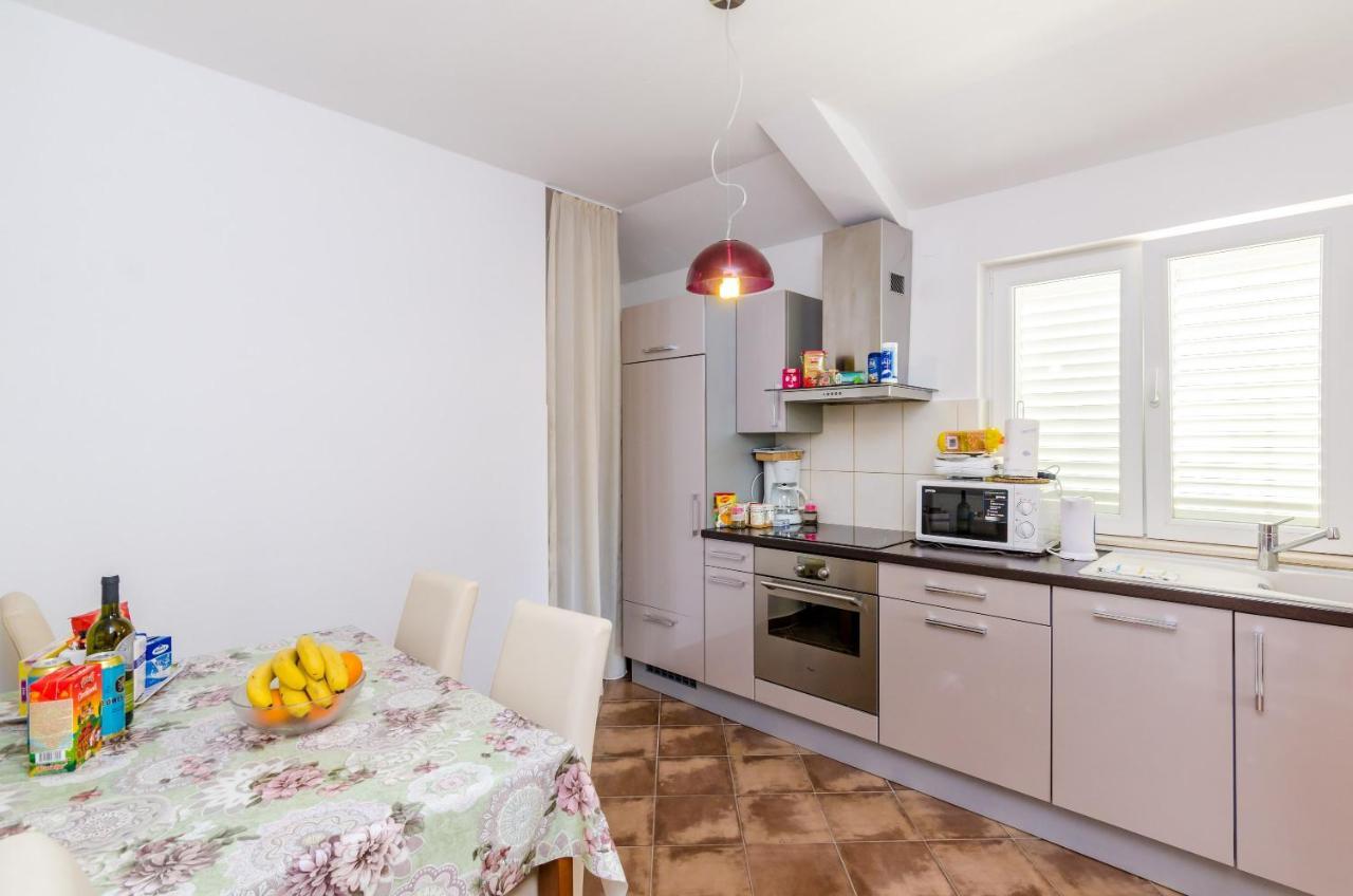 Ana Apartment 챠브타트 외부 사진