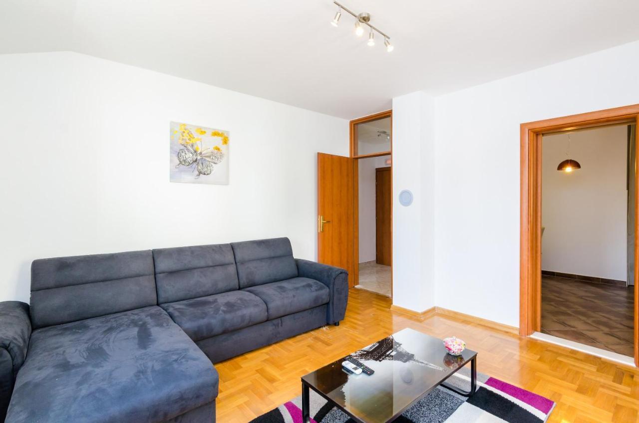 Ana Apartment 챠브타트 외부 사진