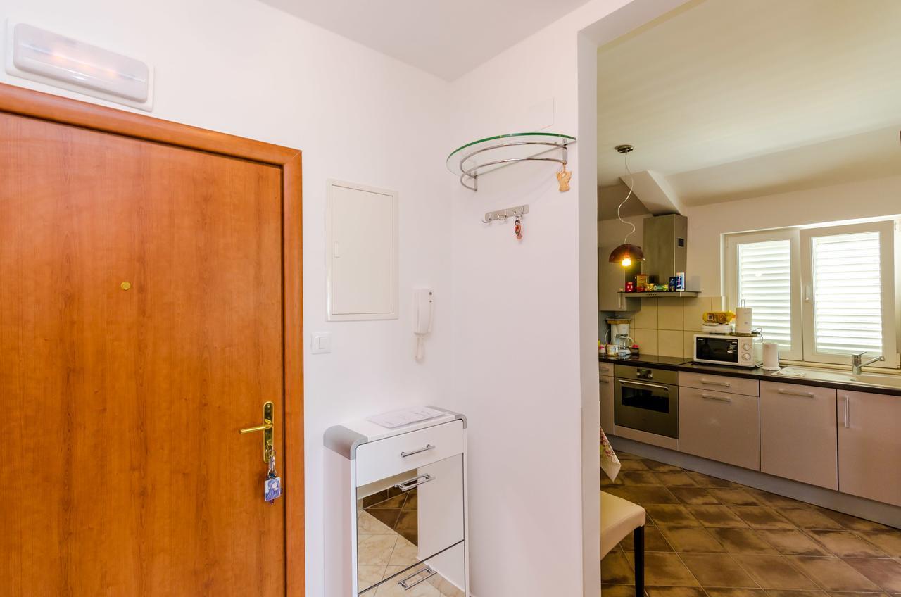 Ana Apartment 챠브타트 외부 사진